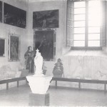 Sala del Museo de Huesca en el antiguo Colegio de Santiago. © Archivo fotográfico Museo de Huesca.