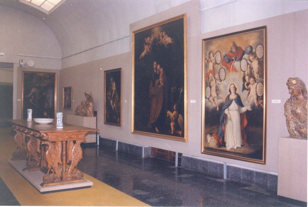 Sala dedicada a la pintura del s. XVII. Años 80 del s. XX. © Archivo fotográfico Museo de Huesca.